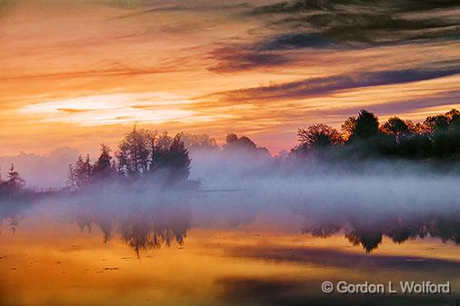 Rideau Canal At Dawn_23625-7.jpg - Photographed along the Rideau Canal Waterway near Smiths Falls, Ontario, Canada.
